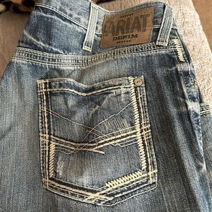 Men’s Ariat jeans